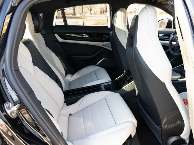 2026 Porsche Panamera GTS AWD, Premium Package, Burmester, Massage Seats - 22964003 - 79