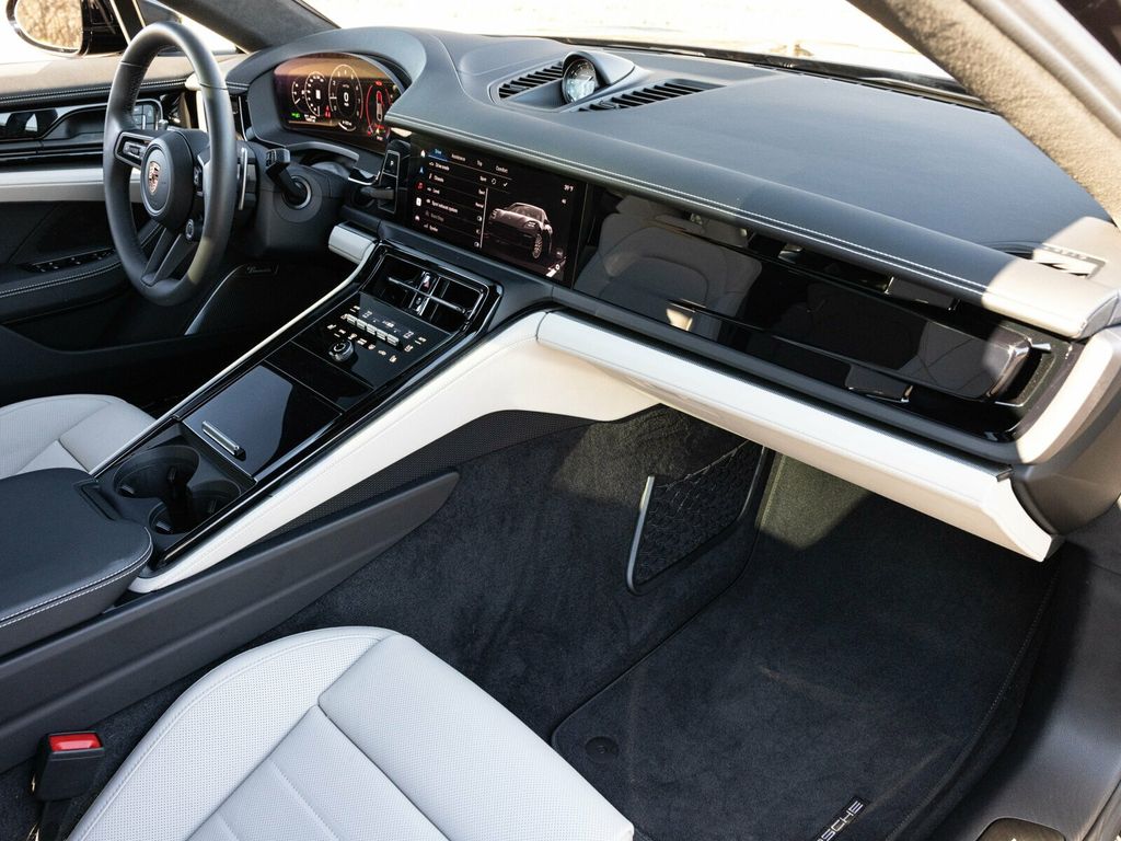 2026 Porsche Panamera GTS AWD, Premium Package, Burmester, Massage Seats - 22964003 - 82