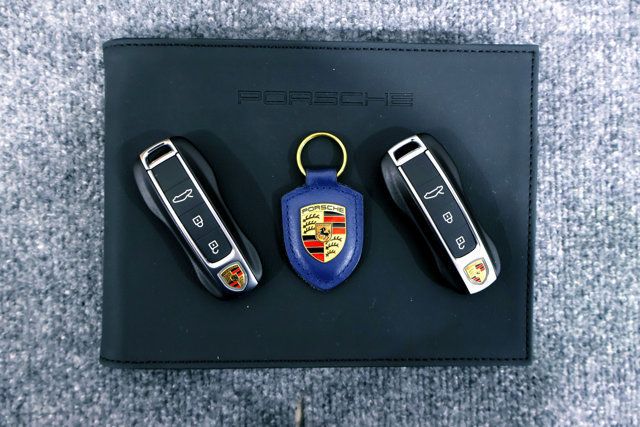 2026 Porsche TARGA 4S VANADIUM...665 Miles...Beautiful... - 23047954 - 27