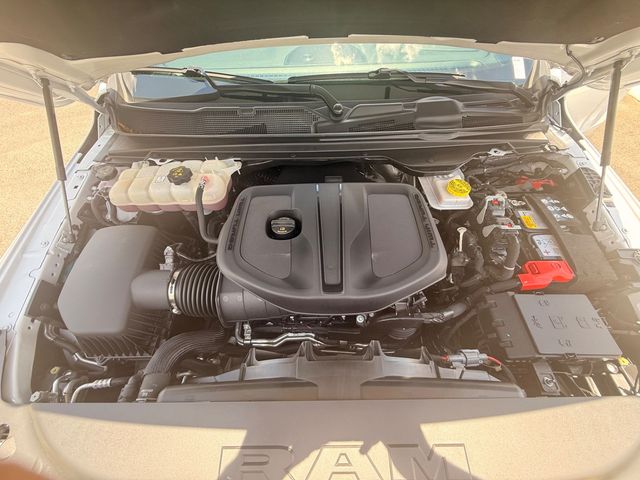 2026 Ram 1500 4WD LARAMIE CREWCAB - 23022486 - 13