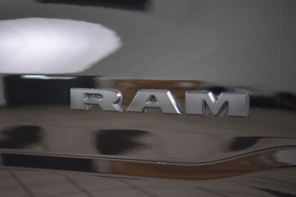 2026 Ram 1500 Laramie - 23069124 - 18