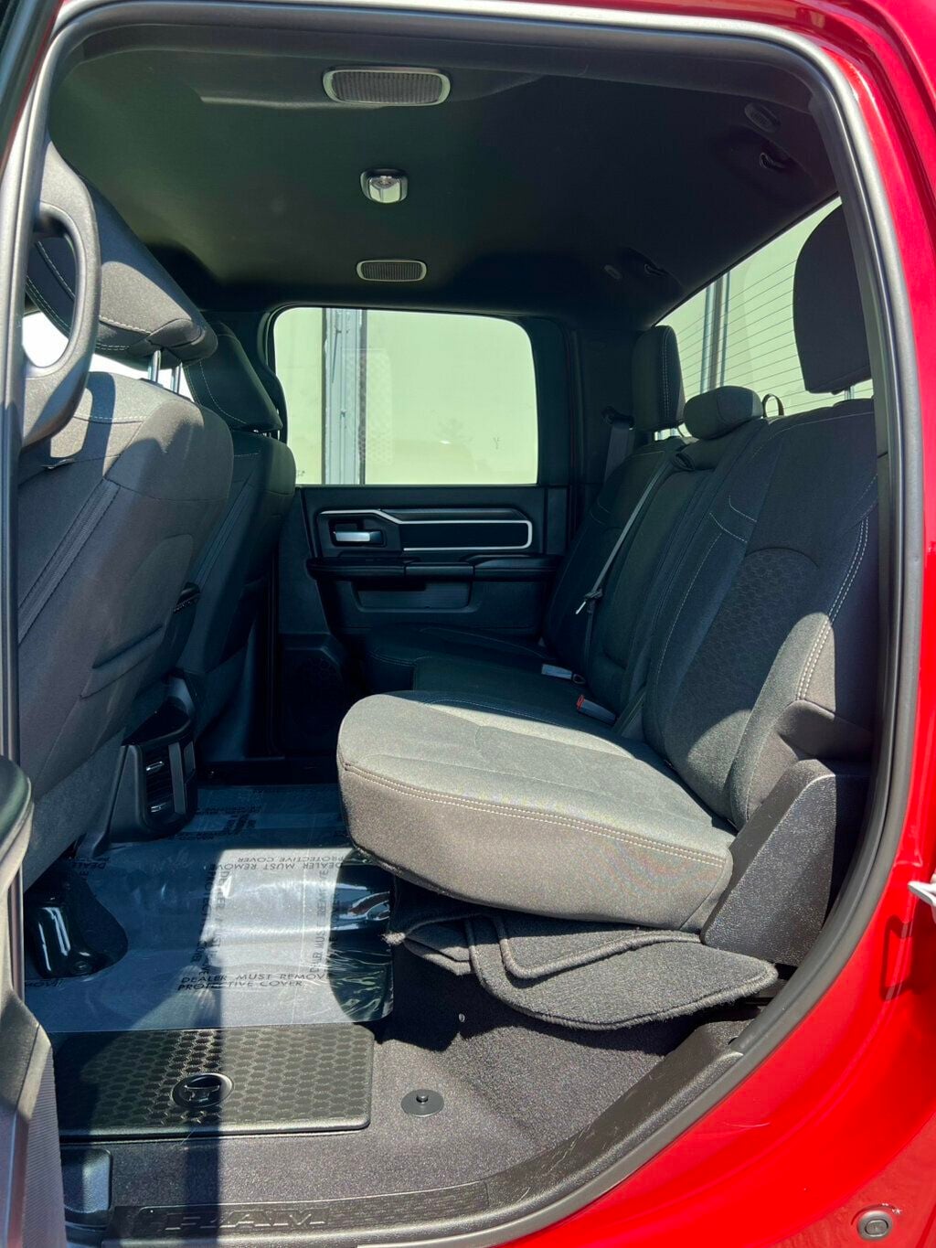 2026 Ram 2500 Big Horn 4x4 Crew Cab 6'4" Box - 23047783 - 18