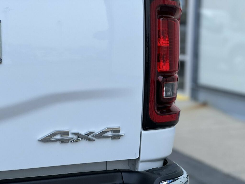 2026 Ram 2500 Big Horn 4x4 Crew Cab 6'4" Box - 23047784 - 9