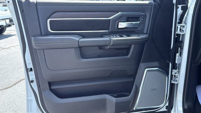 2026 Ram 2500 Laramie 4x4 Crew Cab 6'4" Box - 23052565 - 14