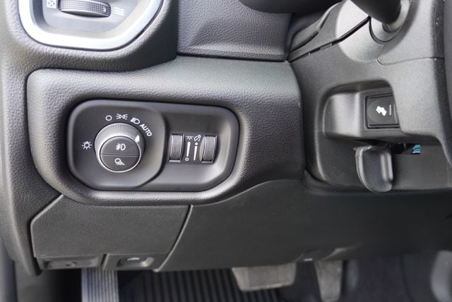 2026 Ram 2500 LARAMIE NIGHT EDITION - 23039462 - 31