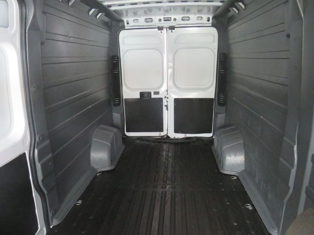 2026 Ram 2500 Tradesman  High Roof - 23007586 - 10