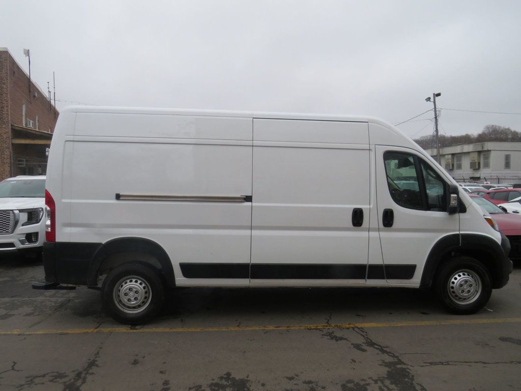 Ram 2500 photo 4