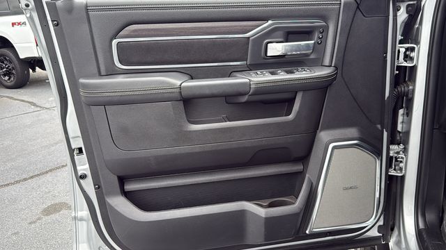 2026 Ram 3500 Laramie - 23046908 - 14