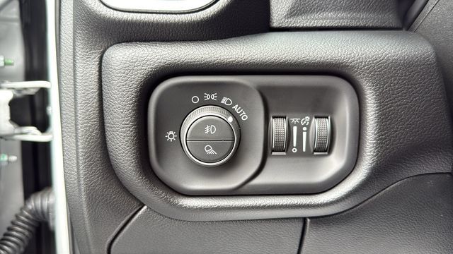 2026 Ram 3500 Laramie - 23046908 - 16