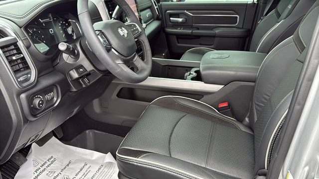 2026 Ram 3500 Laramie - 23046908 - 24