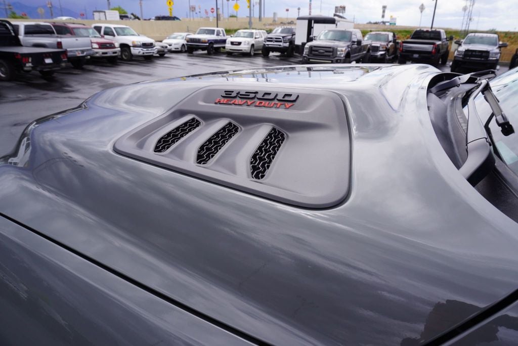 2026 Ram 3500 LARAMIE NIGHT EDITION - 23011969 - 19