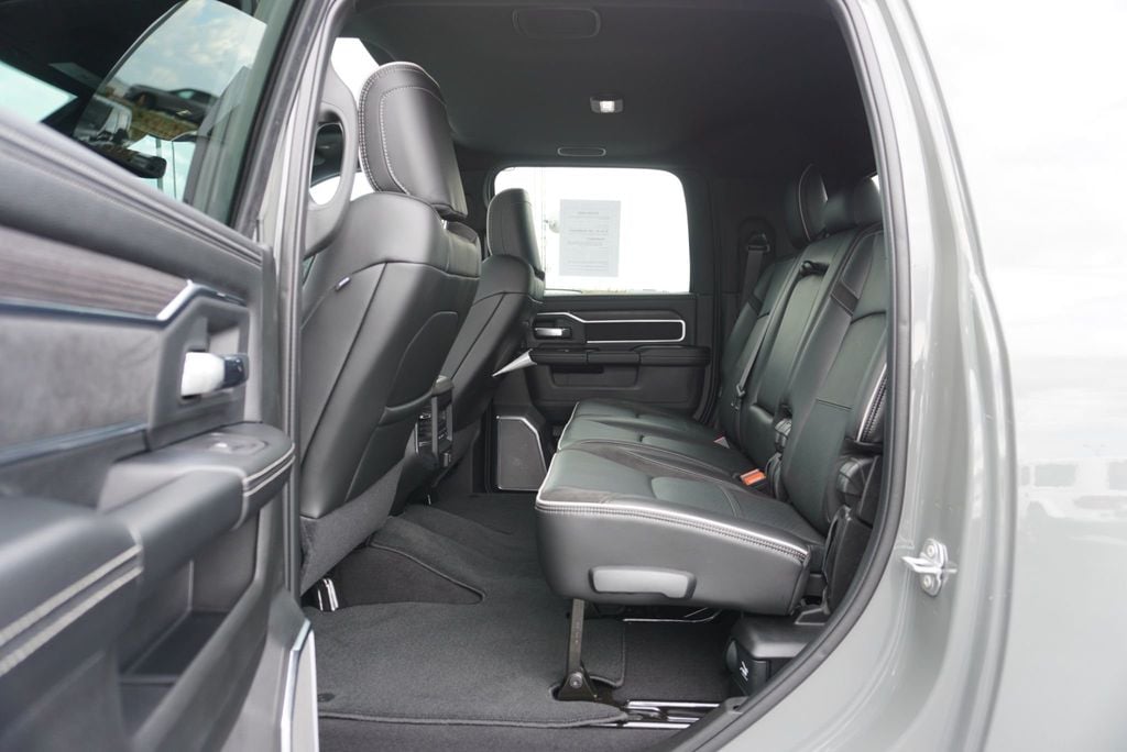 2026 Ram 3500 LARAMIE NIGHT EDITION - 23011969 - 23