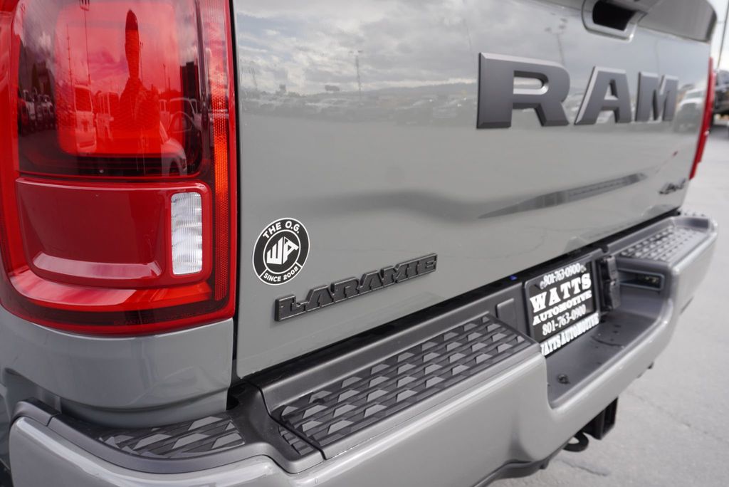 2026 Ram 3500 LARAMIE NIGHT EDITION - 23012972 - 21