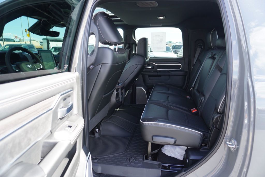 2026 Ram 3500 LARAMIE NIGHT EDITION - 23038222 - 26
