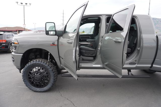 2026 Ram 3500 LARAMIE NIGHT EDITION - 23038222 - 27
