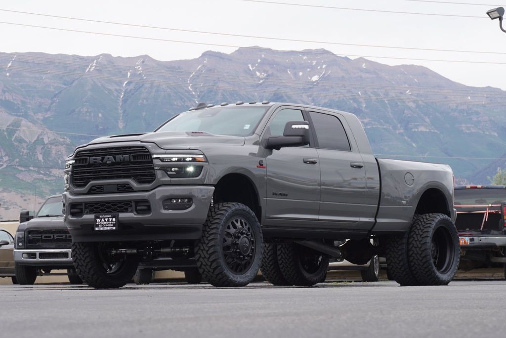 2026 Ram 3500 LARAMIE NIGHT EDITION - 23038222 - 2
