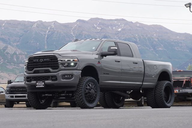 2026 Ram 3500 LARAMIE NIGHT EDITION - 23038222 - 2