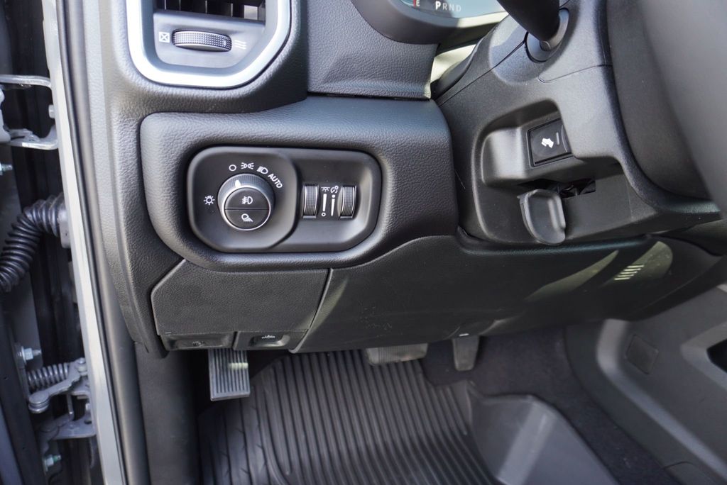 2026 Ram 3500 LARAMIE NIGHT EDITION - 23038222 - 34