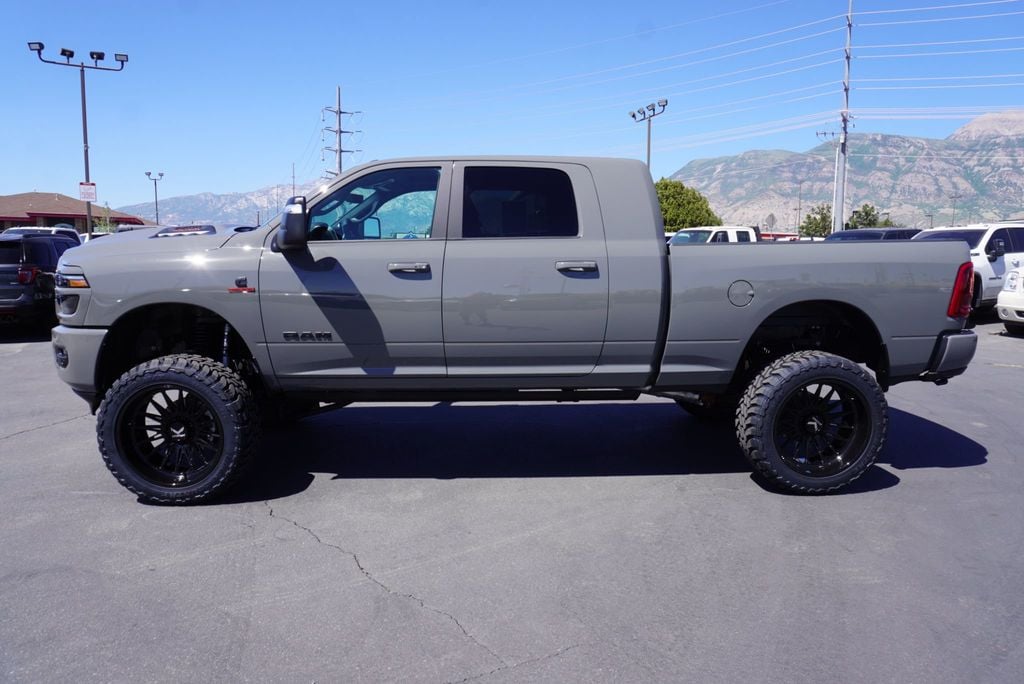 2026 Ram 3500 LARAMIE NIGHT EDITION - 23042211 - 8