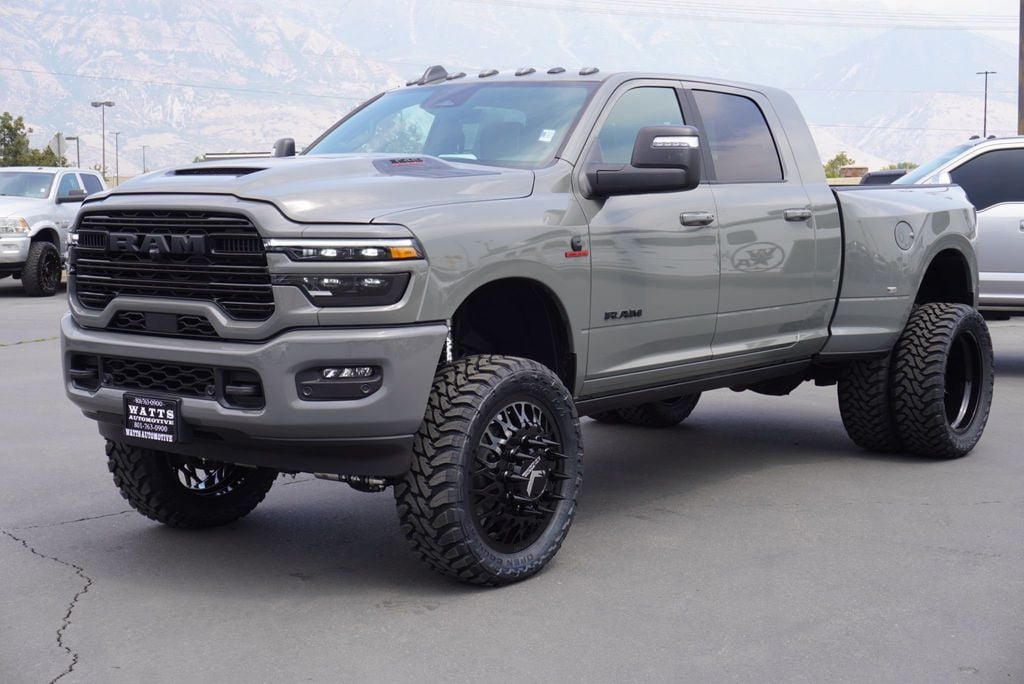 2026 Ram 3500 LARAMIE NIGHT EDITION - 23064459 | Video 1
