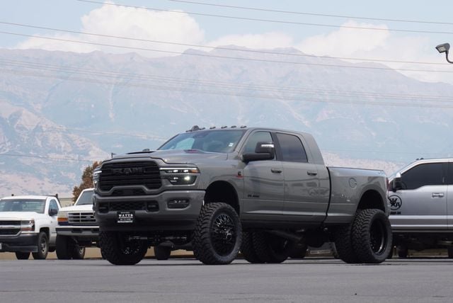 2026 Ram 3500 LARAMIE NIGHT EDITION - 23064459 - 2