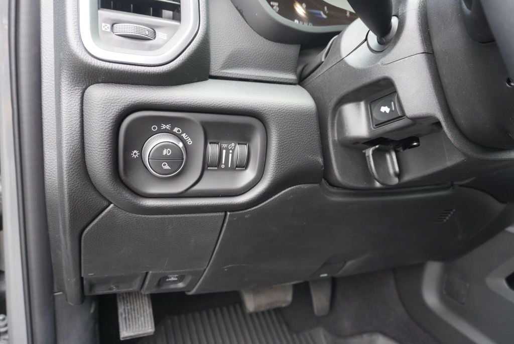 2026 Ram 3500 LARAMIE NIGHT EDITION - 23064459 - 35