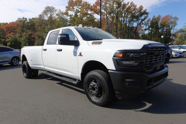 2026 Ram 3500 Tradesman 4x4 Crew Cab 8' Box - 23094605 - 6