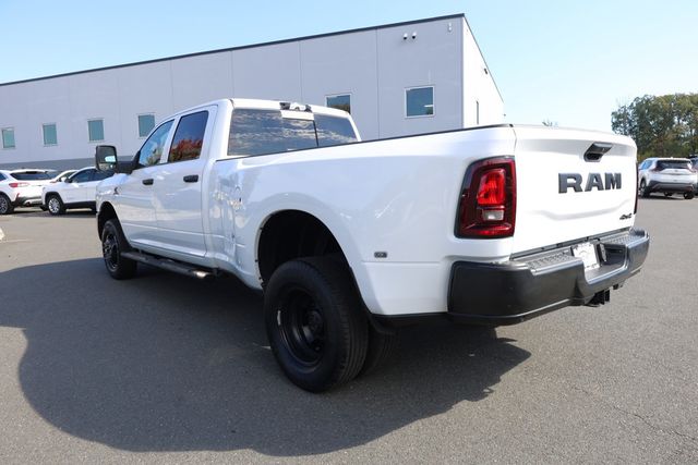 2026 Ram 3500 Tradesman 4x4 Crew Cab 8' Box w/ HO Cummins, Dually & Max Tow - 23094605 - 2