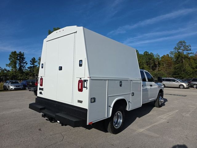 2026 Ram 3500 Chassis Cab Tradesman 4WD Crew Cab 60" CA 172.4" WB - 22946071 - 2