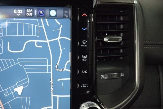 2026 Ram 4500 Chassis Cab 4500 CREW 4X4 BIG HORN LARAMIE * CUMMINS * 9' CM FLATBED  - 22948029 - 27