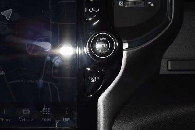 2026 Ram 4500 Chassis Cab 4500 CREW 4X4 BIG HORN LARAMIE * CUMMINS * 9' CM FLATBED  - 22948029 - 29