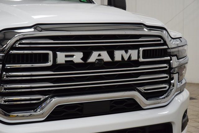 2026 Ram 4500 Chassis Cab 4500 CREW 4X4 BIG HORN LARAMIE * CUMMINS * 9' CM FLATBED  - 22948029 - 4