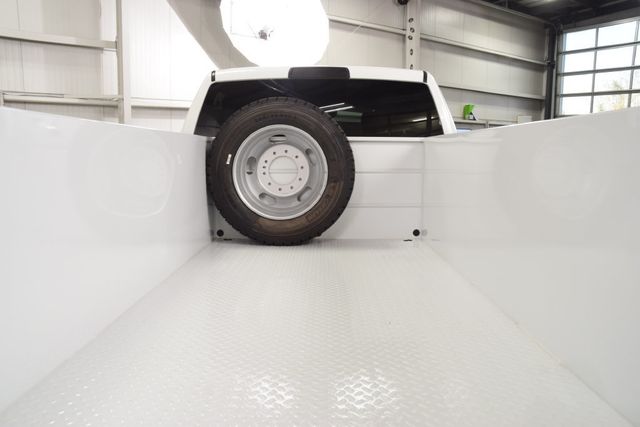 2026 Ram 4500 Chassis Cab 4500 CREW 4X4 * CUMMINS * NEW 9' READING UTILITY - 23090544 - 16