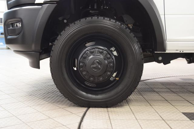 2026 Ram 4500 Chassis Cab 4500 CREW 4X4 * CUMMINS * NEW 9' READING UTILITY - 23090544 - 18