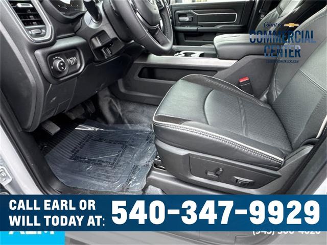 2026 Ram 4500 Chassis Cab Tradesman 4x4 Crew Cab 60" CA 173.4" WB - 22948029 - 4