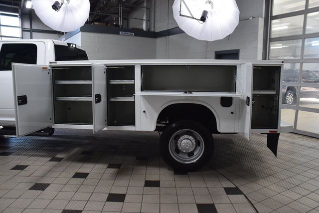 2026 Ram 5500 Chassis Cab 5500 CREW 4X4 * CUMMINS * 11' KNAPHEIDE UTILITY - 23094644 - 47