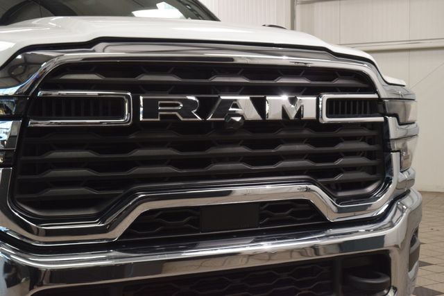 2026 Ram 5500 Chassis Cab 5500 CREW 4X4 * CUMMINS * 11' KNAPHEIDE UTILITY - 23094644 - 4