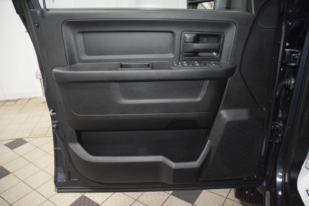 2026 Ram 5500 Chassis Cab 5500 CREW 4X4 * CUMMINS * NEW PJ'S CONCRETE BODY  - 23067823 - 35