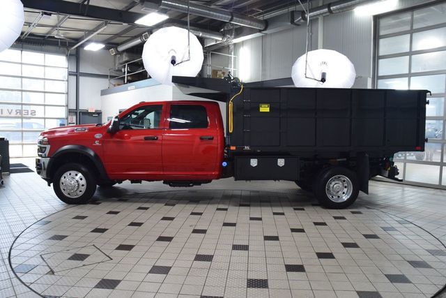 2026 Ram 5500 Chassis Cab Tradesman 4x4 Crew Cab 84" CA 197.4" WB - 23058576 - 2