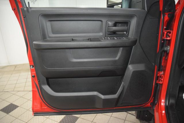 2026 Ram 5500 Chassis Cab Tradesman 4x4 Crew Cab 84" CA 197.4" WB - 23058576 - 35