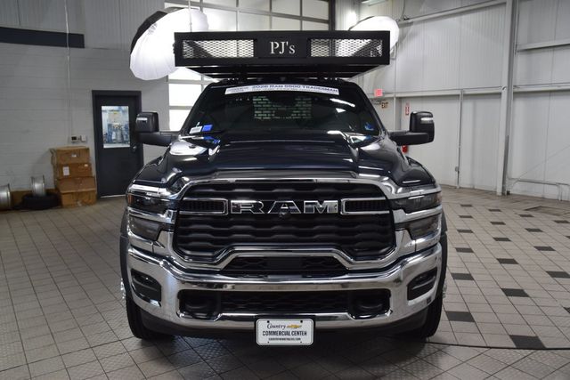 2026 Ram 5500 Chassis Cab Tradesman 4x4 Crew Cab 84" CA 197.4" WB - 23067823 - 1
