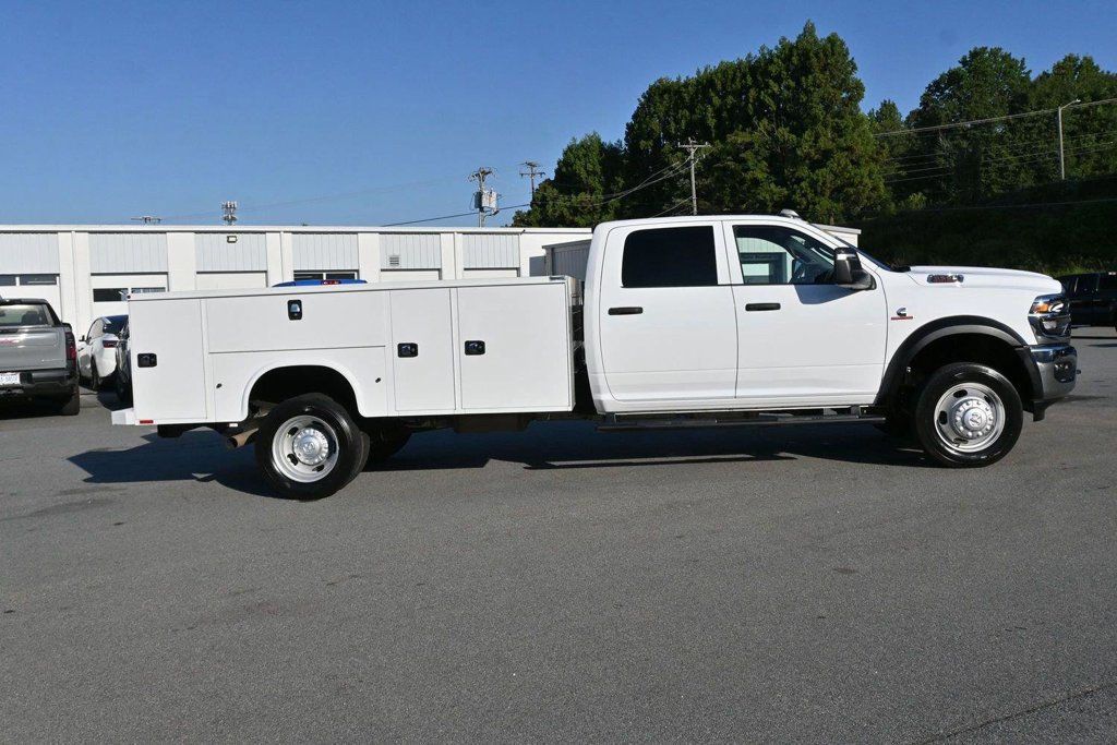 2026 Ram 5500 Chassis Cab Tradesman 4x4 Crew Cab 84" CA 197.4" WB - 23094644 - 6