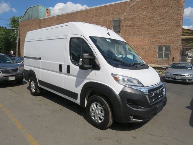 2026 Ram ProMaster Cargo Van SLT 1500 High Roof 136" WB - 23070874 - 2