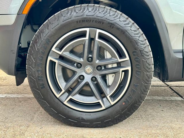 2026 Rivian R1S R1S/DualMotor/Heated&CooledSeats/BlindSpotMonitor/LaneKeepAssist - 22961318 - 10