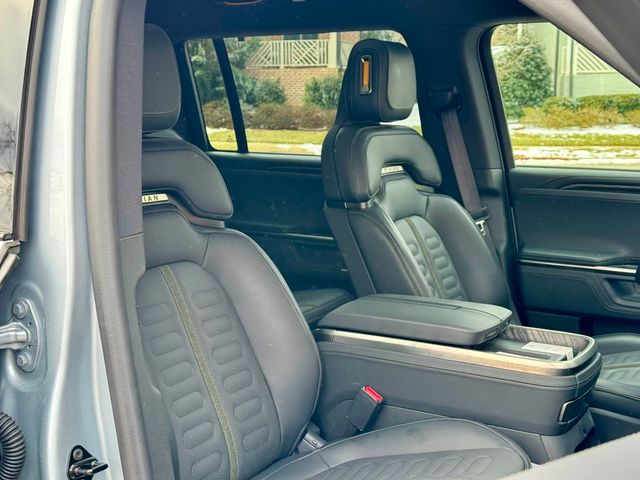 2026 Rivian R1S R1S/DualMotor/Heated&CooledSeats/BlindSpotMonitor/LaneKeepAssist - 22961318 - 17