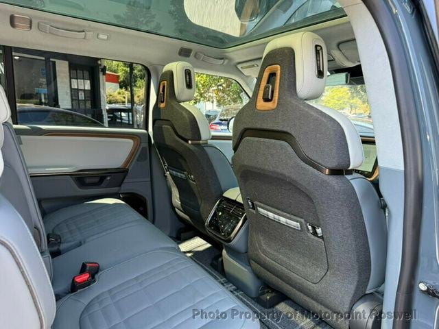 2026 Rivian R1S Tri Motor Max Pack - 23076158 - 19