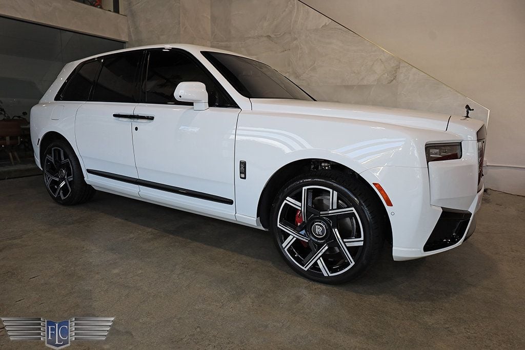 2026 Rolls-Royce Cullinan Black Badge Sport Utility - 23031080 | Video 1