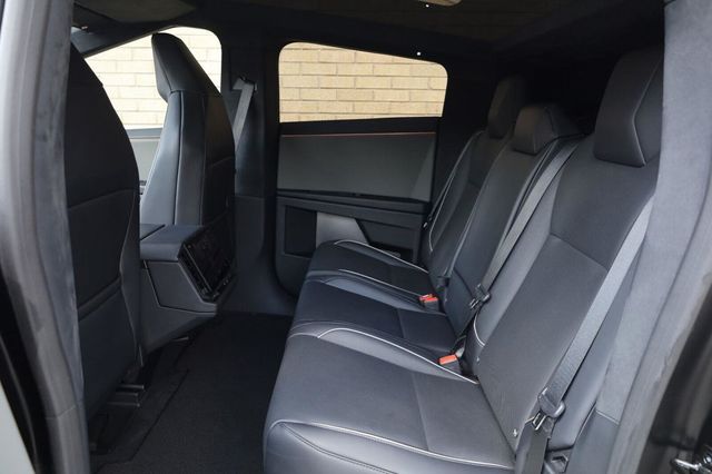 2026 Tesla Cybertruck Premium - 23084145 - 22