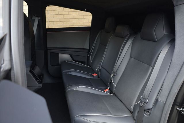 2026 Tesla Cybertruck Premium - 23084145 - 23