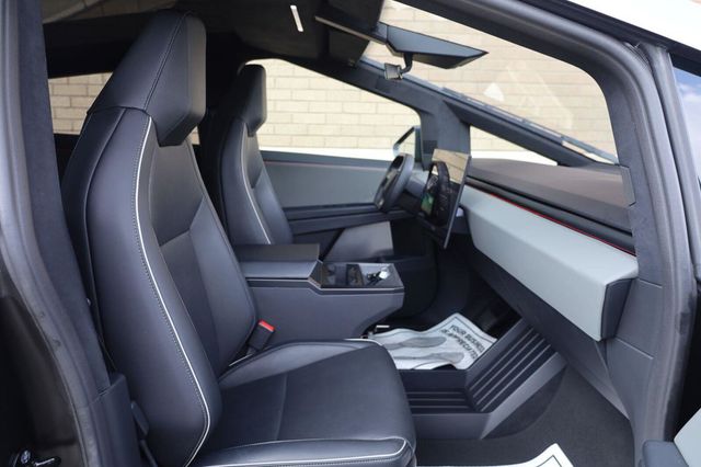 2026 Tesla Cybertruck Premium - 23084145 - 28